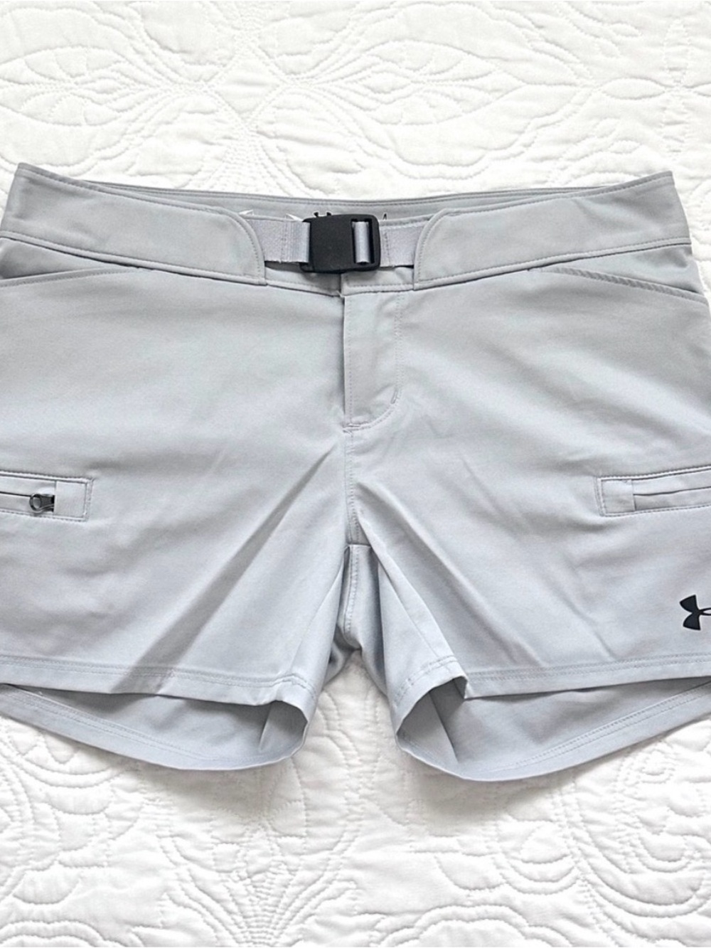 Under Armour Light Gray Athletic Cargo Shorts with Belt - Picture 2 of 8